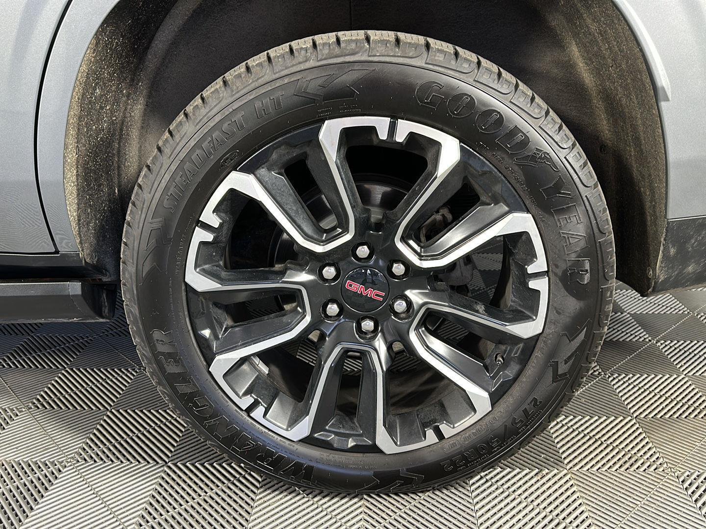 Used 2023 Sterling Metallic GMC Denali image 6