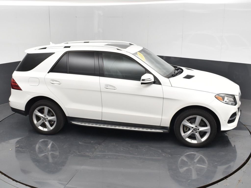 Used 2019 White Mercedes-Benz GLE 400 image 30