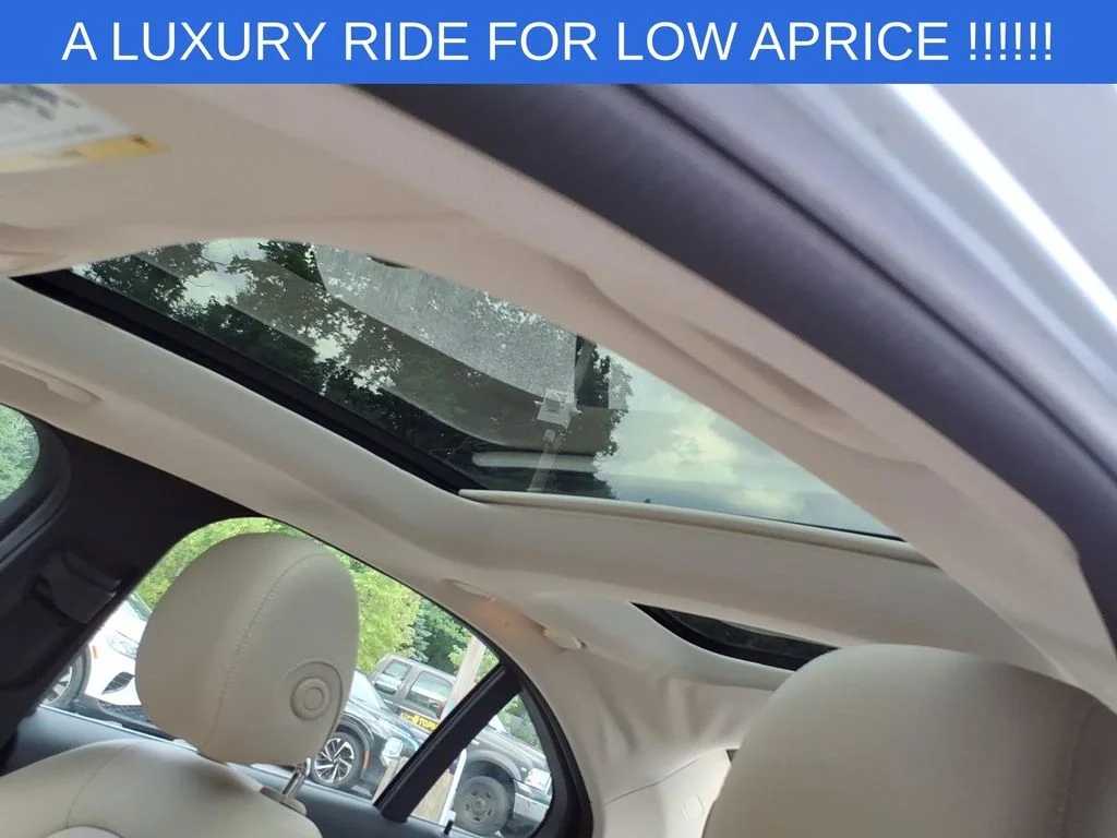 Used 2016 Silver Mercedes-Benz C 300 image 15