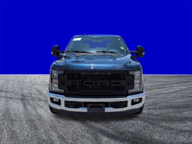 Used 2019 Blue Ford XLT image 9