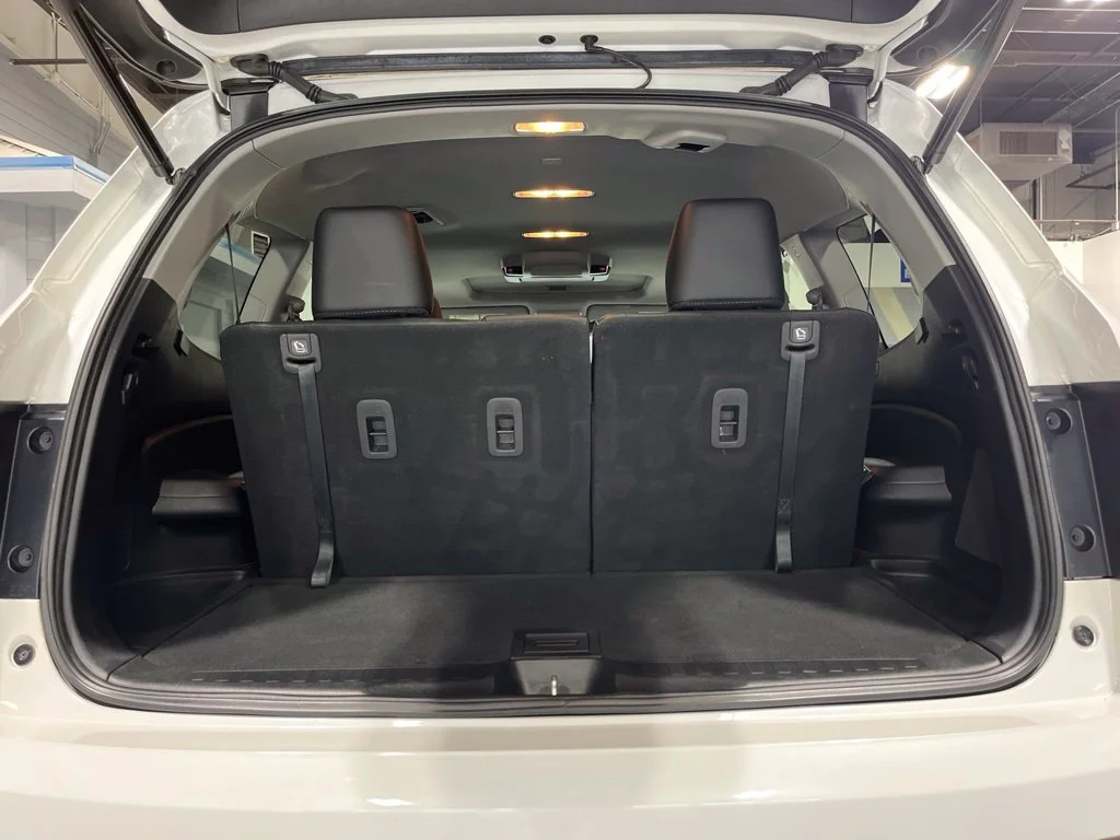 Certified Used 2020 Platinum White Pearl Honda Touring image 37
