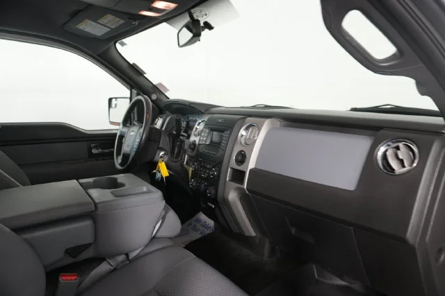 Used 2014 Ingot Silver Metallic Ford XLT image 21