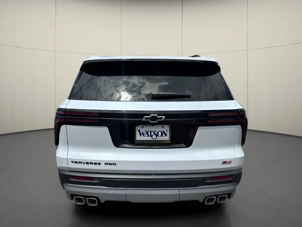 New 2026 Polar White Tricoat Chevrolet Z71 image 4