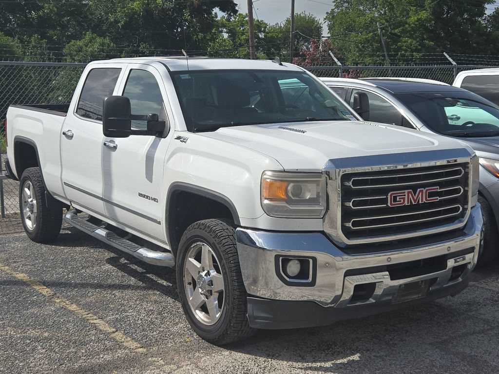 2015 GMC Sierra 4WD Crew Cab Short Box SLT's photo