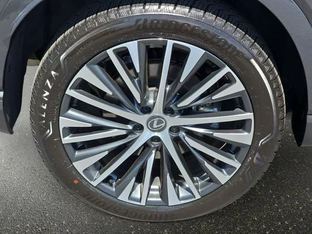 Certified Used 2025 CLOUDBURST GRAY Lexus PREMIUM PLUS image 32