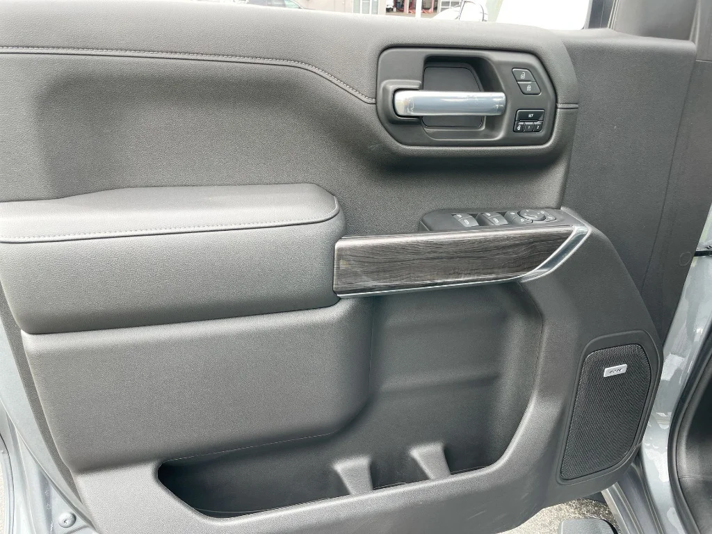 Used 2020 Satin Steel Metallic Chevrolet LTZ image 22
