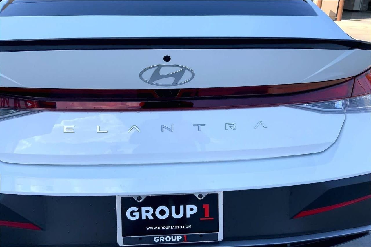 New 2026 Serenity White Hyundai SEL Sport Plus image 15