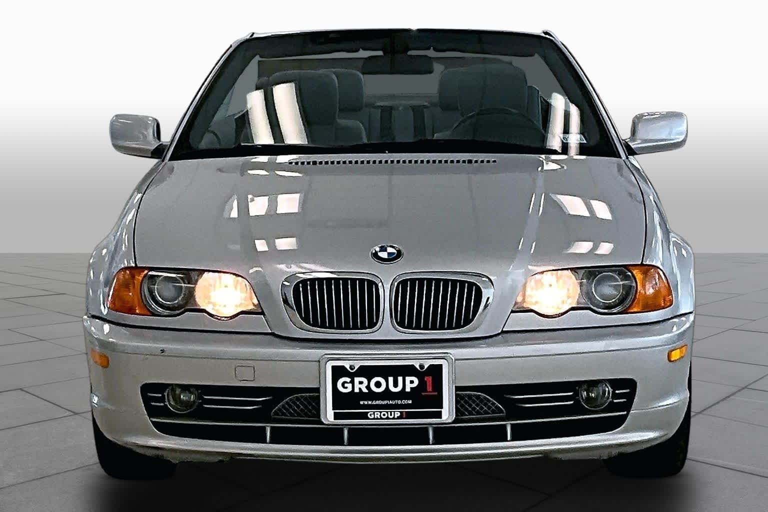 Used 2002 Titanium Silver Metallic BMW 330Ci image 3