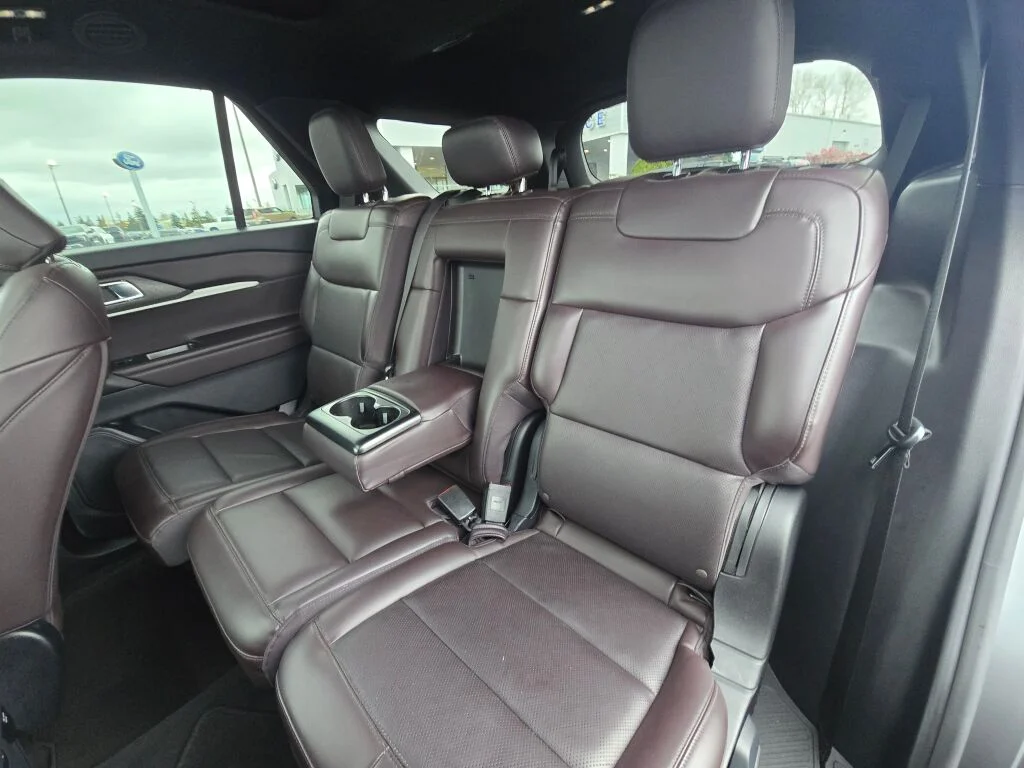 Used 2025 Gray Metallic Ford Platinum image 14