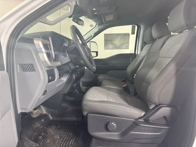 New 2026 Oxford White Ford XL image 11