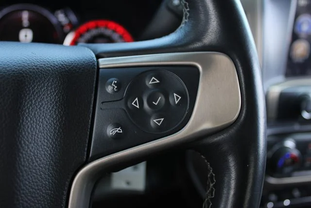 Used 2016 Black GMC Denali image 11