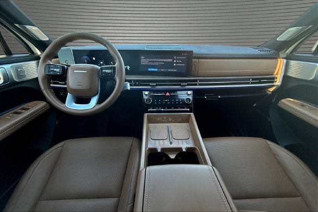 Used 2025 White Hyundai Limited image 9