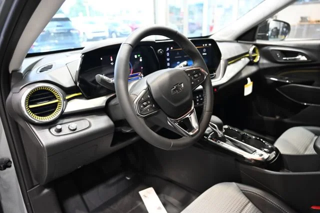 2026 Chevrolet Trax LT - Photo 18