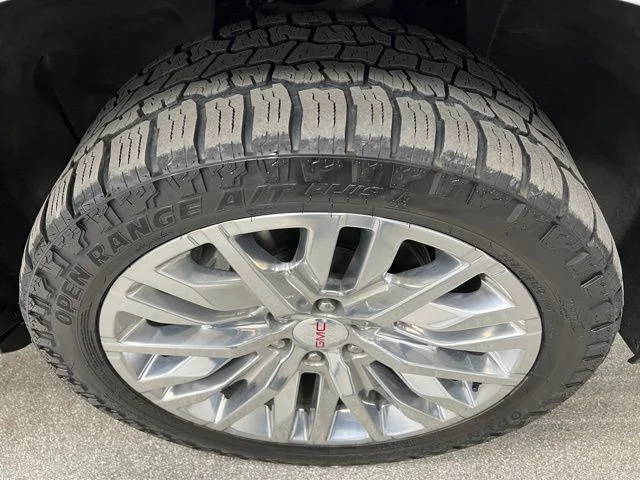 Used 2023 White GMC Denali image 15