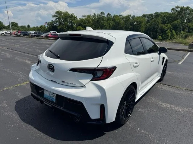 Used 2024  Toyota Premium image 3