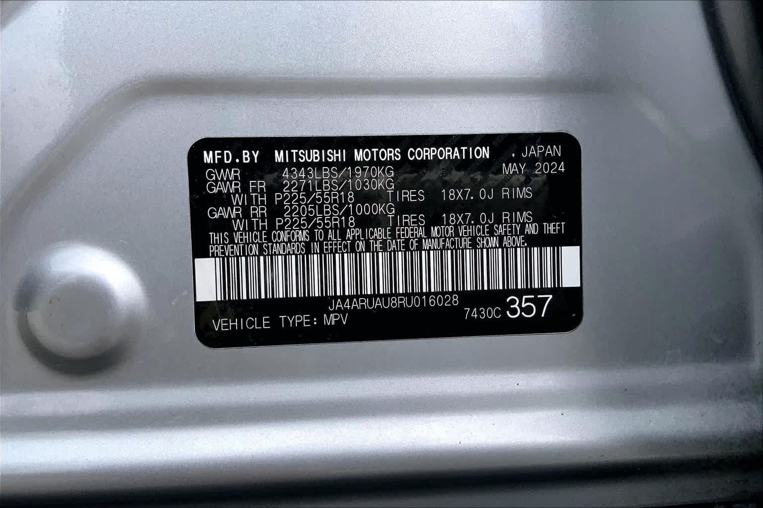 Used 2024 Alloy Silver Metallic Mitsubishi ES image 36