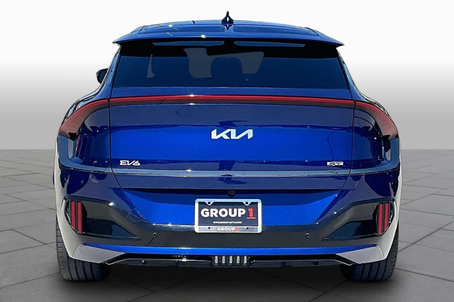 Used 2023 Yacht Blue Kia GT image 4