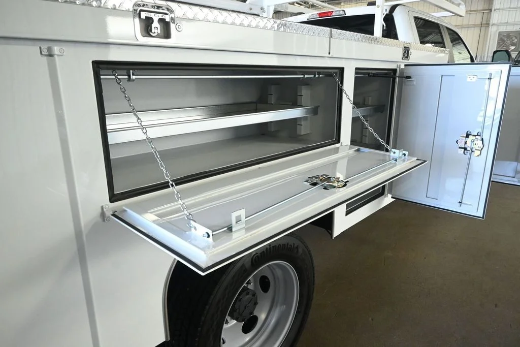 New 2026 Oxford White Ford XL image 34