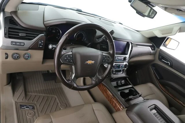 Used 2020 Beige Chevrolet Premier image 17
