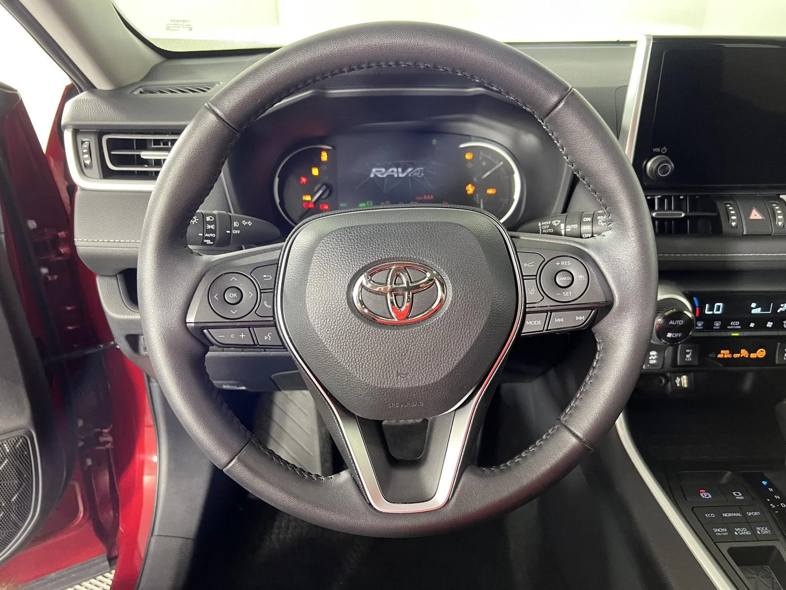Used 2024 Ruby Flare Pearl Toyota XLE Premium image 17