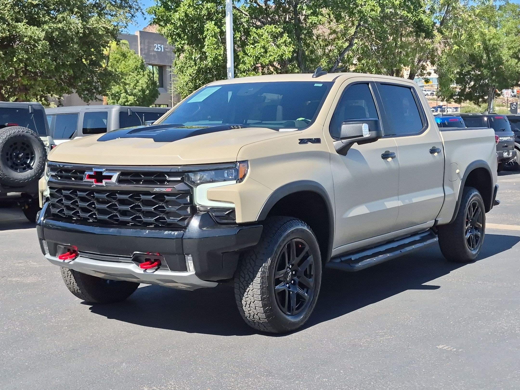 Used 2022 Sand Dune Metallic Chevrolet ZR2 image 7