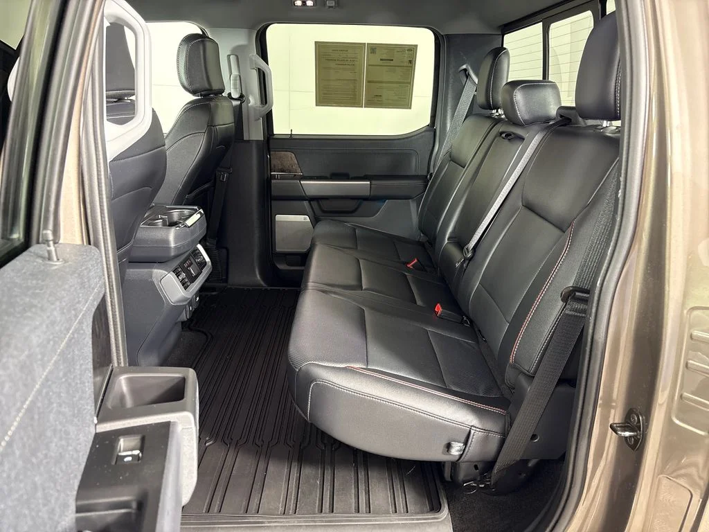 Certified Used 2023  Ford Lariat image 31