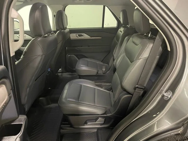 Used 2025 Gray Ford Active image 25