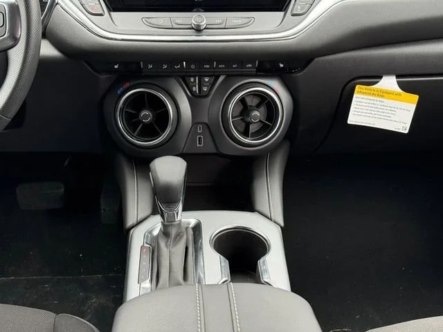 Used 2025 Habanero Orange Chevrolet 2LT image 16