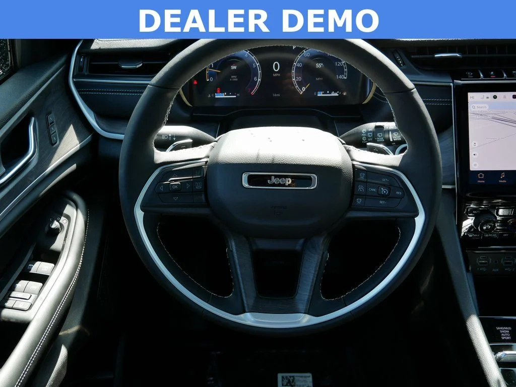 2025 Jeep Grand Cherokee Limited - Photo 12