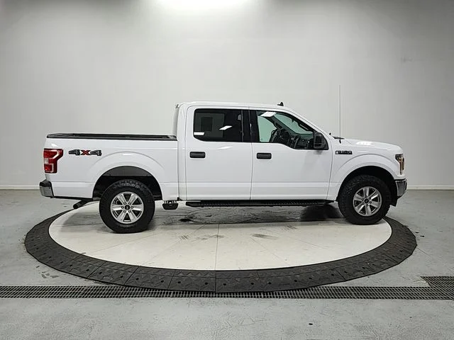 Used 2019 White Ford XLT image 9