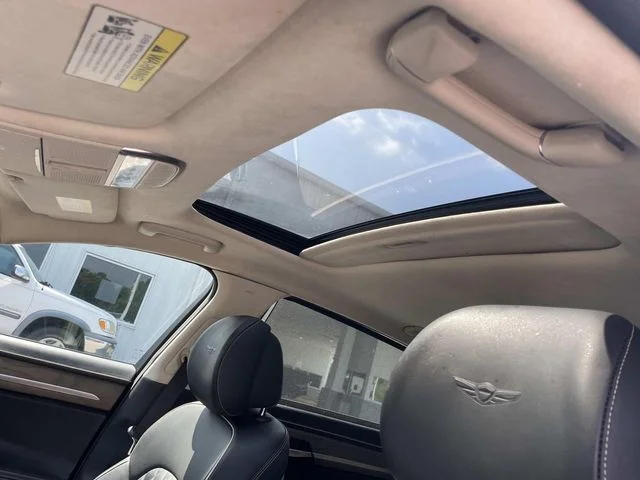 Used 2021 Blue Genesis 3.3T Premium image 20