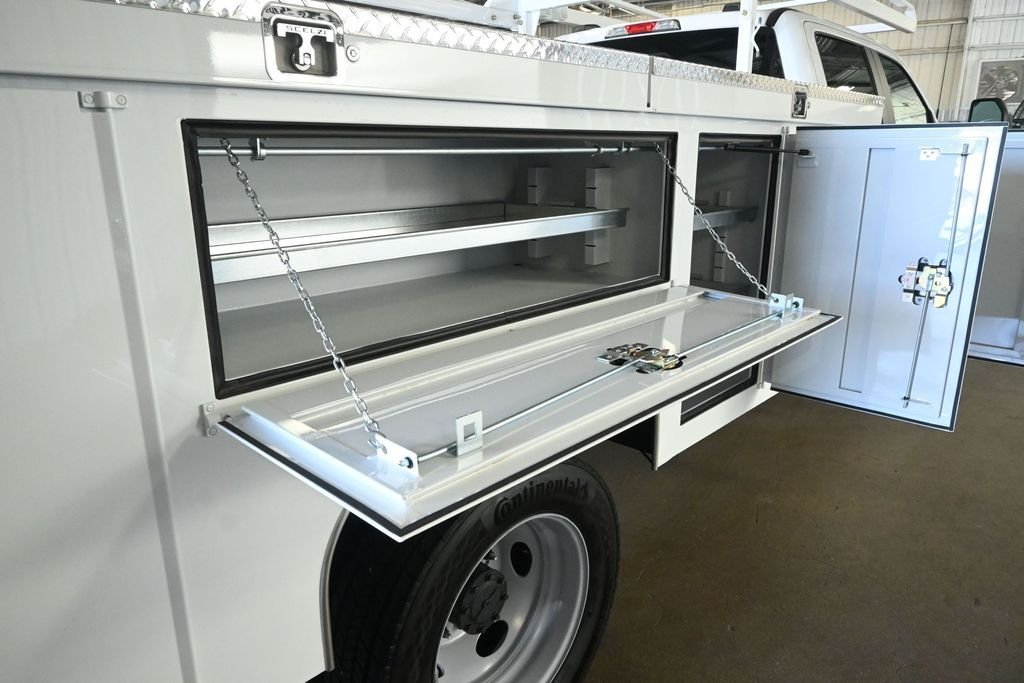 New 2026 Oxford White Ford XL image 34