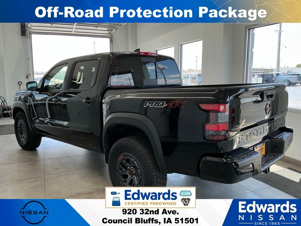 Used 2023 Black Nissan PRO-4X image 6