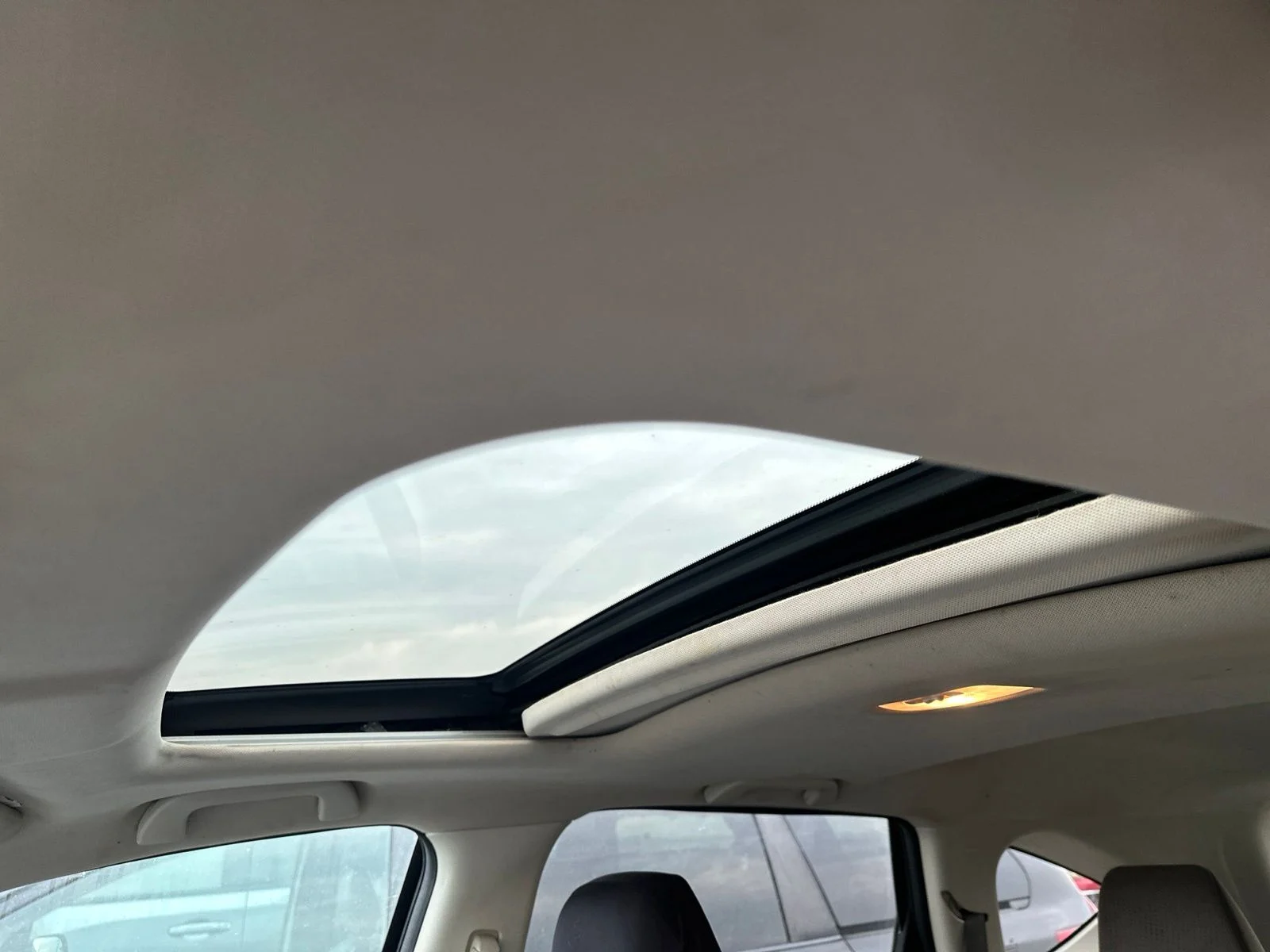 Used 2014  Honda EX image 6