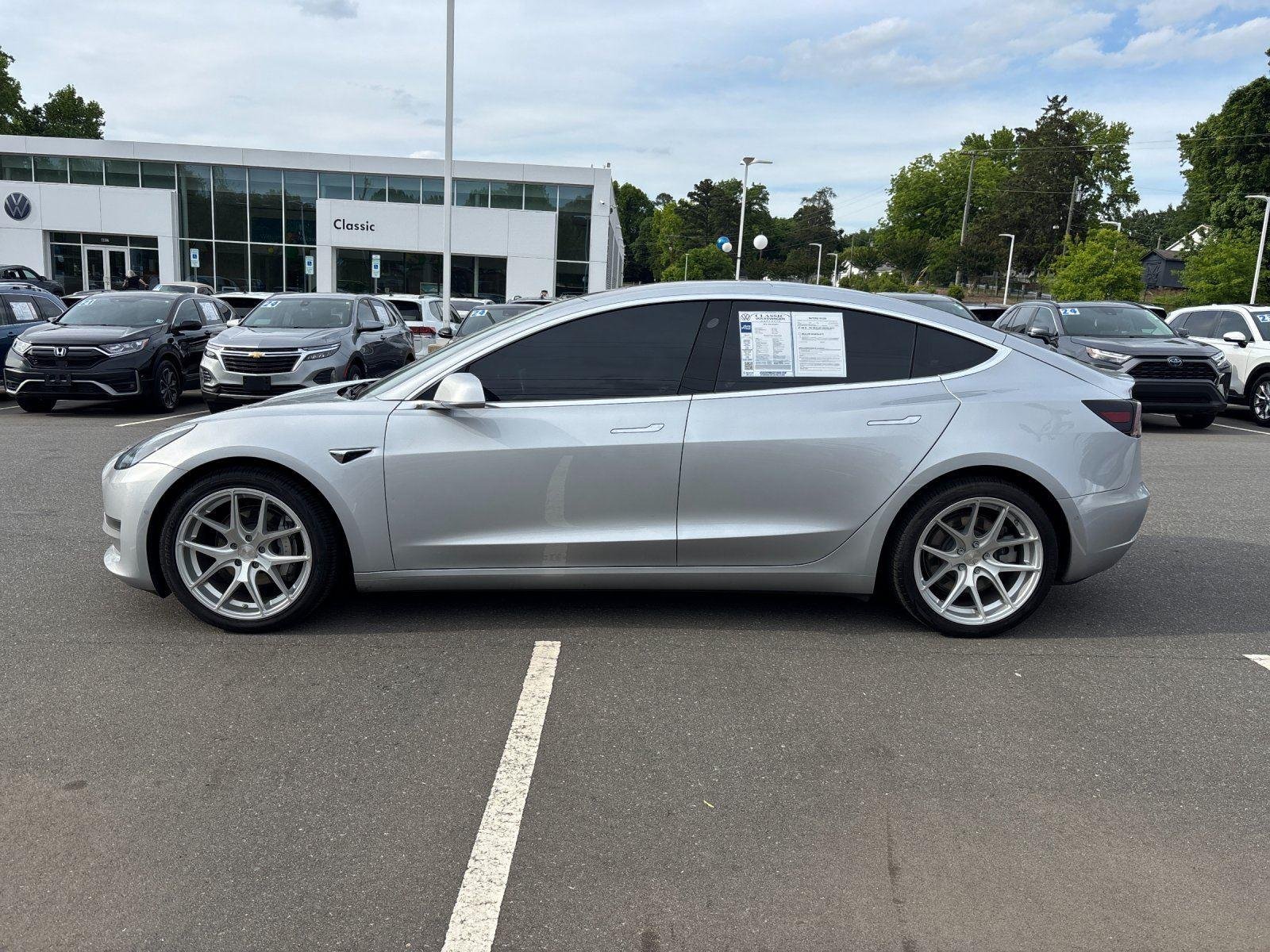 2018 Tesla Model 3 Long Range Dual Motor All-Wheel Drive's photo