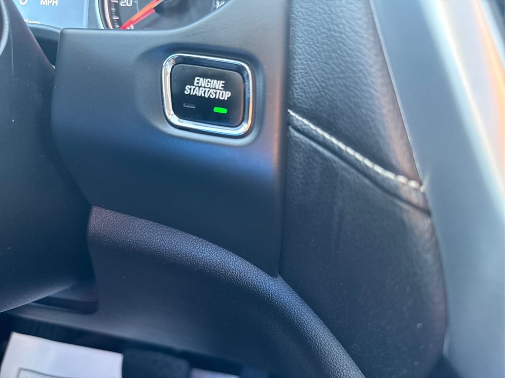 Used 2021 Summit White GMC SLE image 36