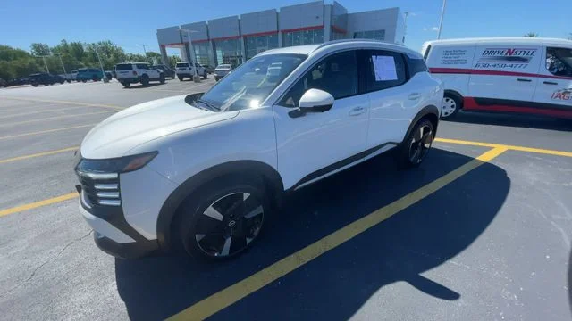 2025 Nissan Kicks SR AWD - Photo 6
