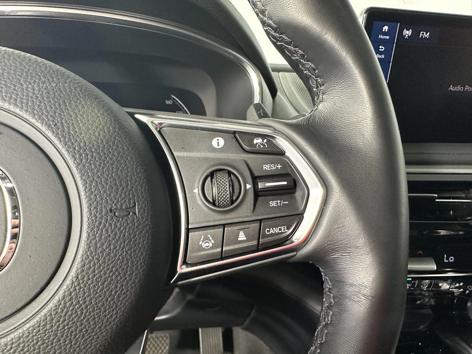 2026 Acura MDX Base - Photo 14