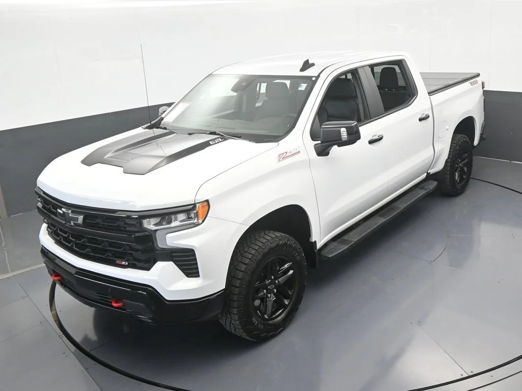Used 2024 Summit White Chevrolet LT Trail Boss image 57