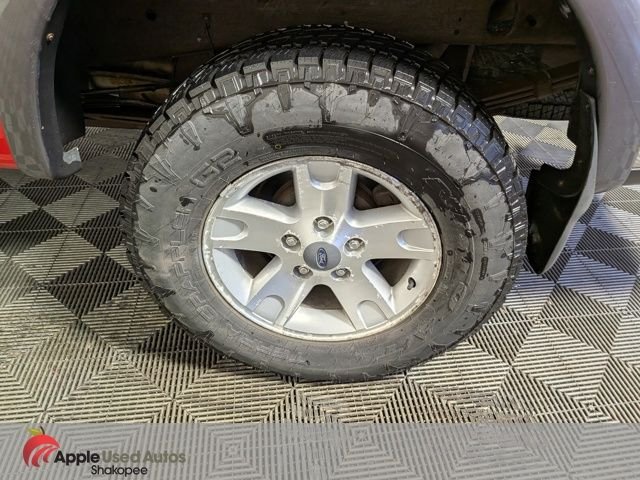Used 2002 Red Ford XLT image 39