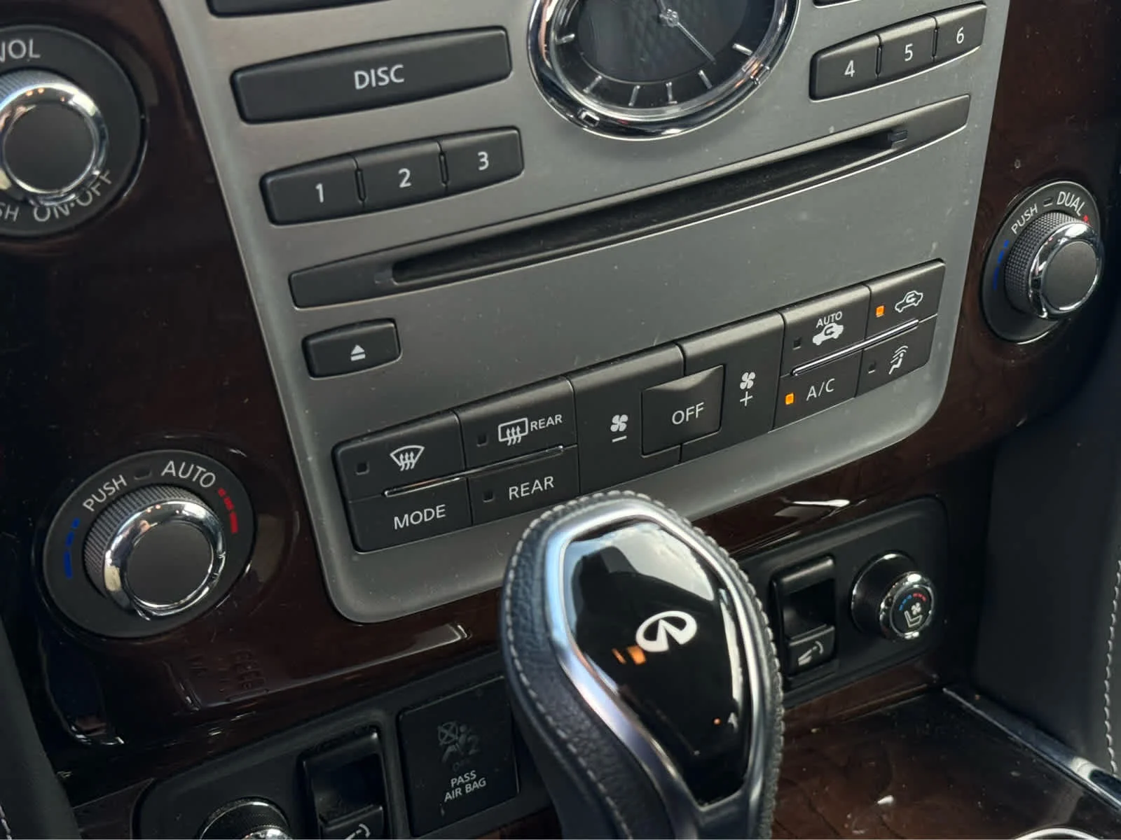 Certified Used 2018 Mocha Almond INFINITI  image 17