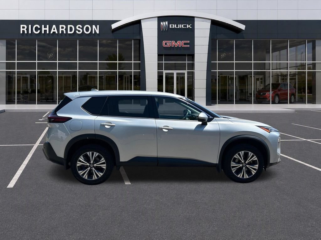 2021 Nissan Rogue SV - Photo 7
