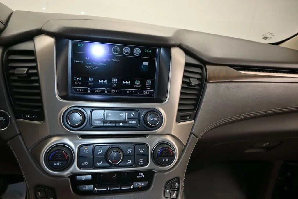 Used 2019 Gray GMC Denali image 24