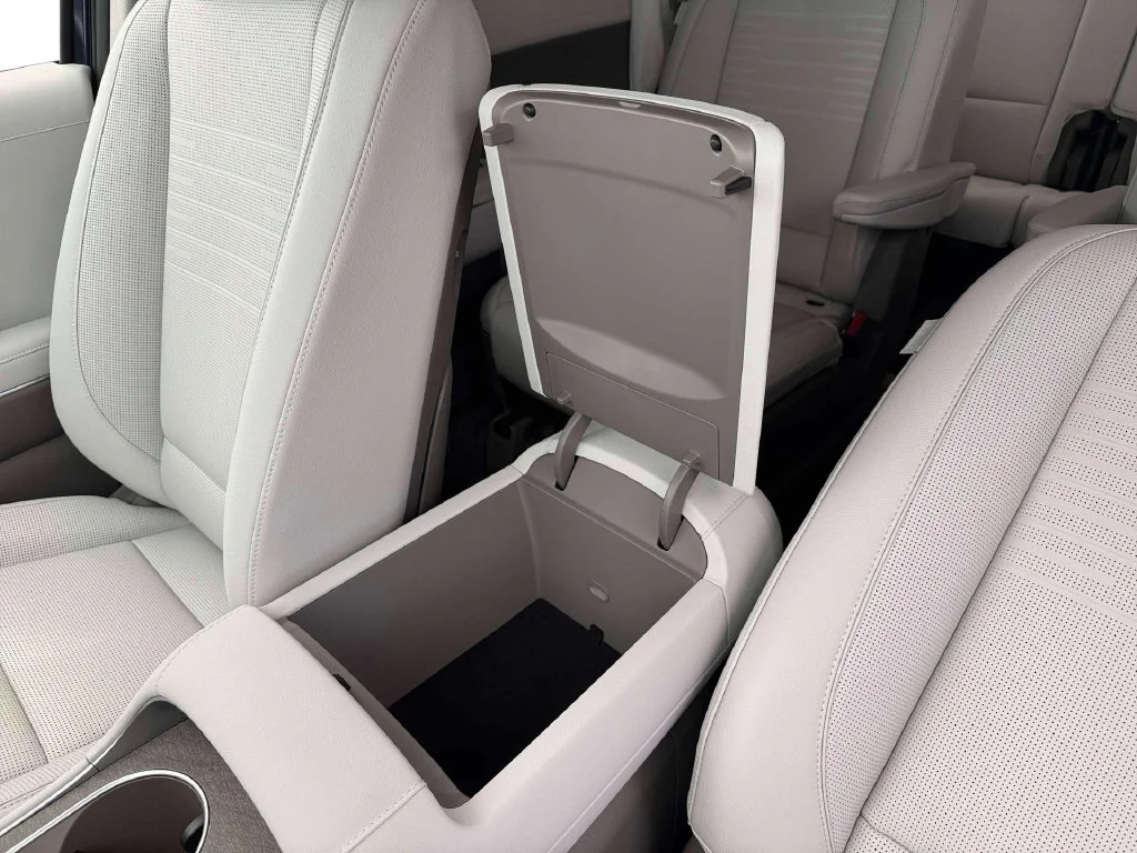 New 2026 Silver Hyundai Limited image 19