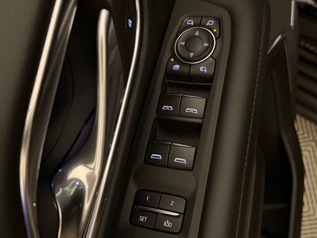 Used 2023 Black Chevrolet High Country image 22