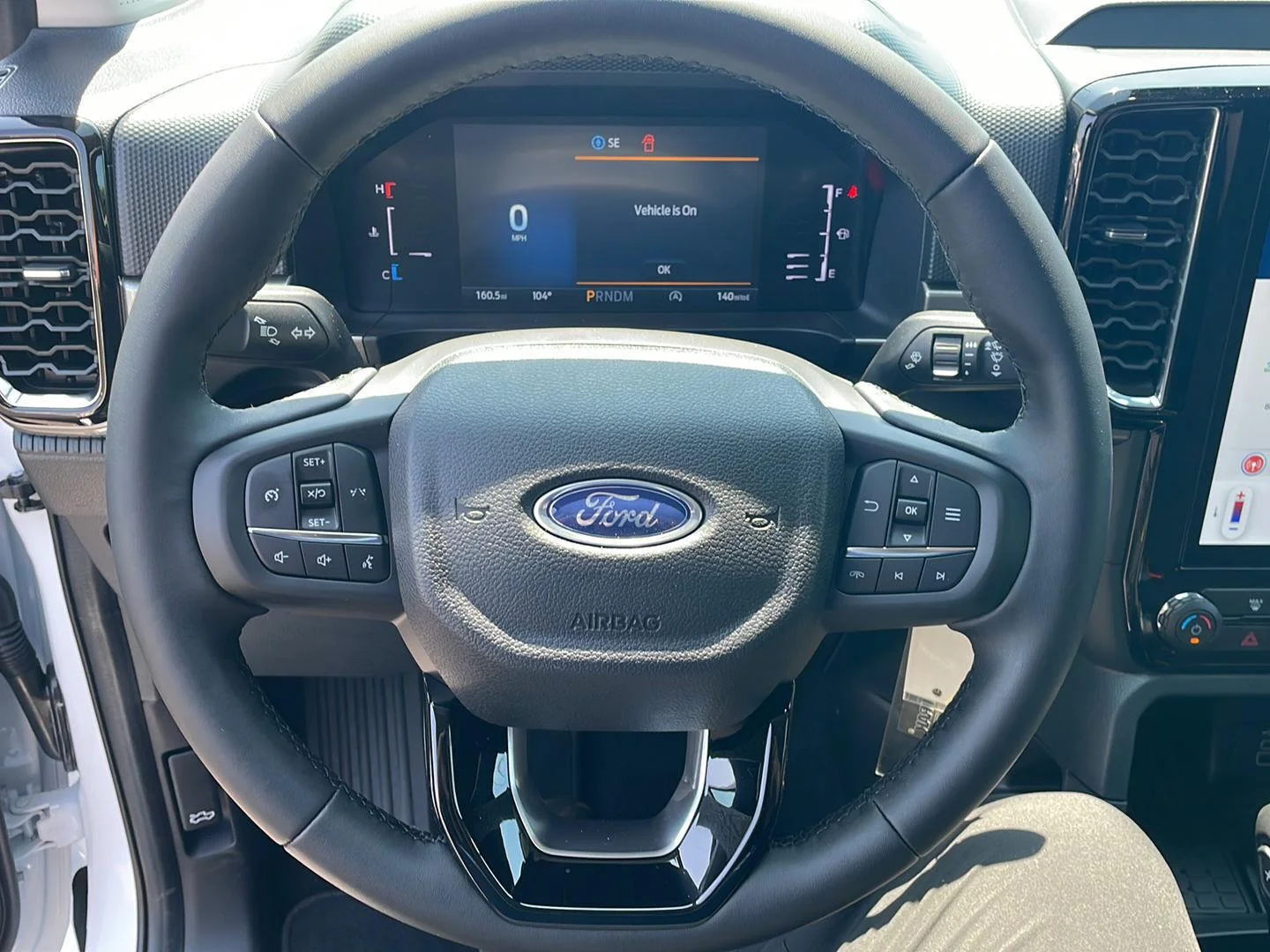 New 2026 Oxford White Ford XLT image 15