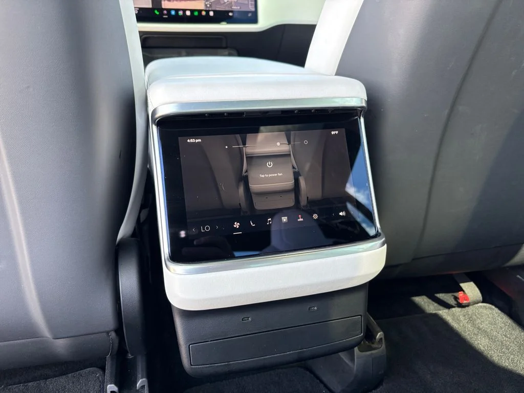 Used 2022 White Tesla Plaid image 37