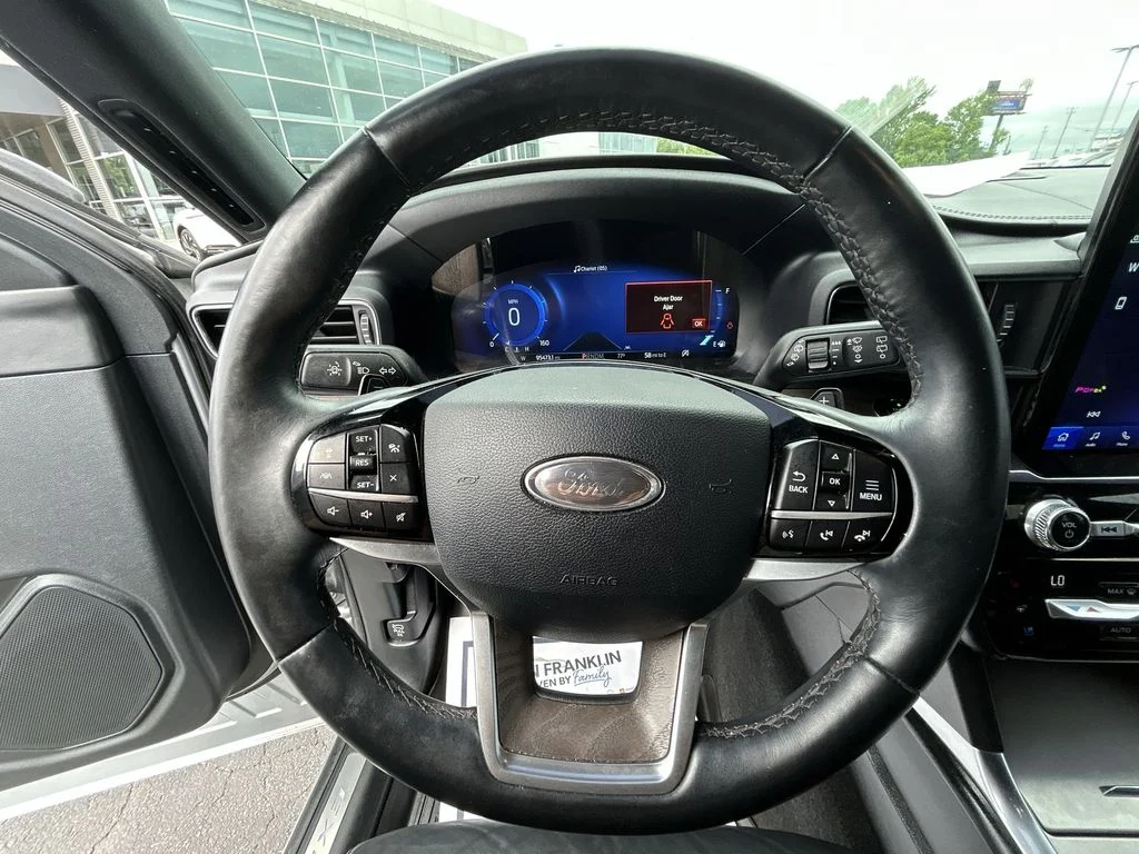 Used 2021 Silver Ford Platinum image 20