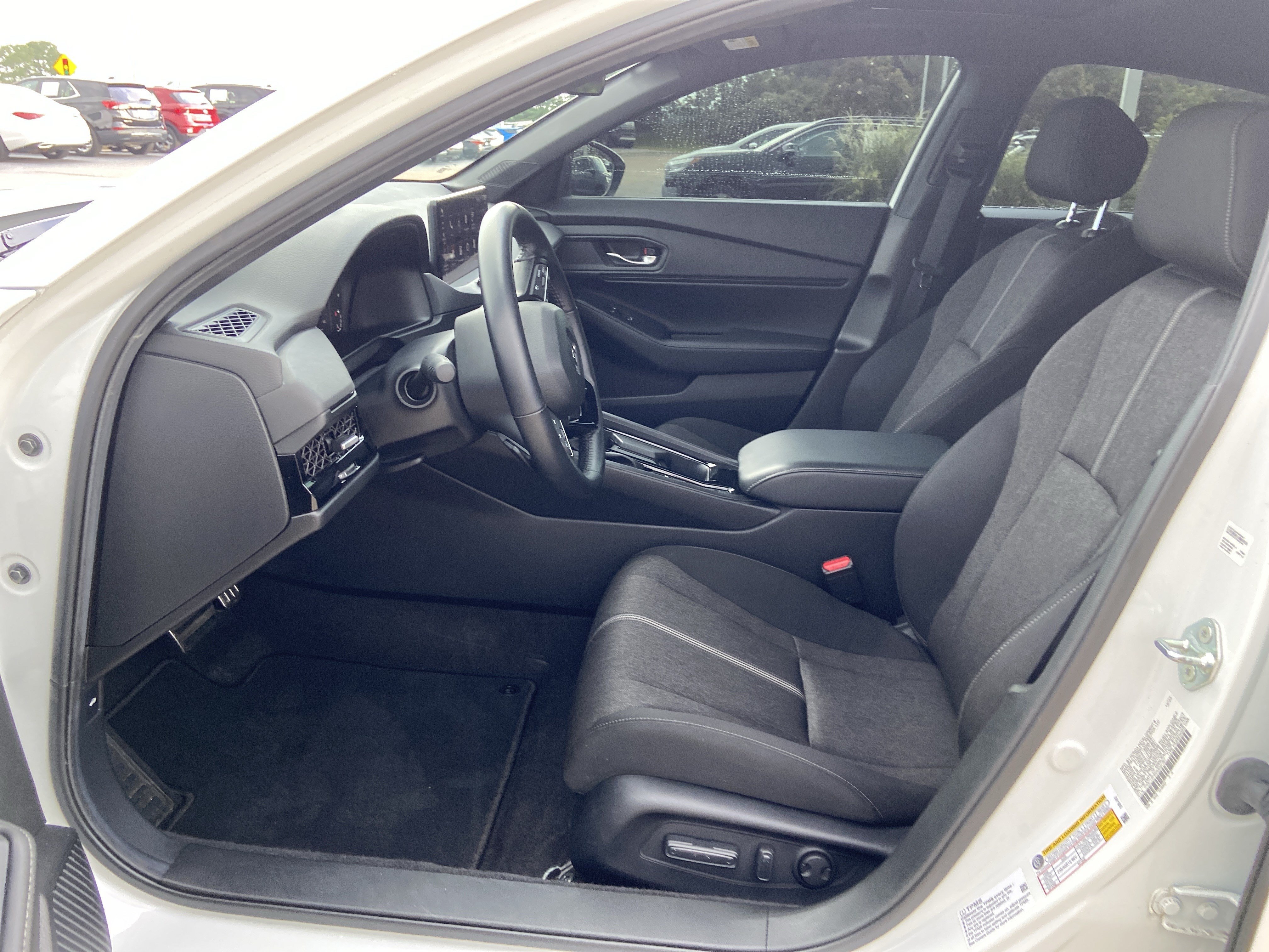 Used 2024 Platinum White Pearl Honda Sport image 38