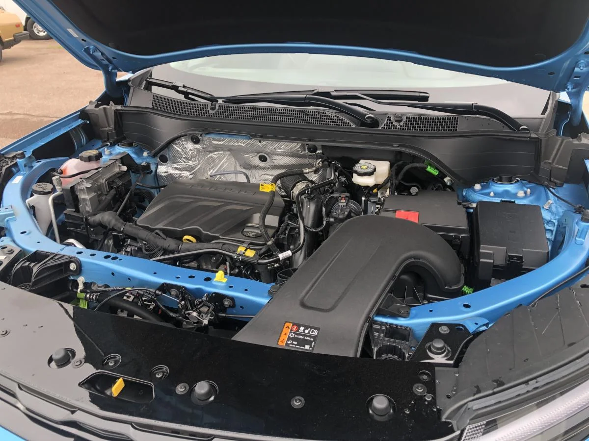New 2026 Blue Chevrolet Fwd 4dr Activ image 20